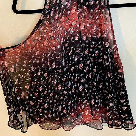 BCBGeneration Sheer Floral Halted Top w Faux Bow - Picture 2 of 6